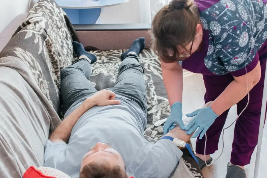 Срочный вывод из запоя в Енисейске: быстро, недорого